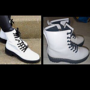 Steve Madden Women’s Size 8 White Platform Combat Boot